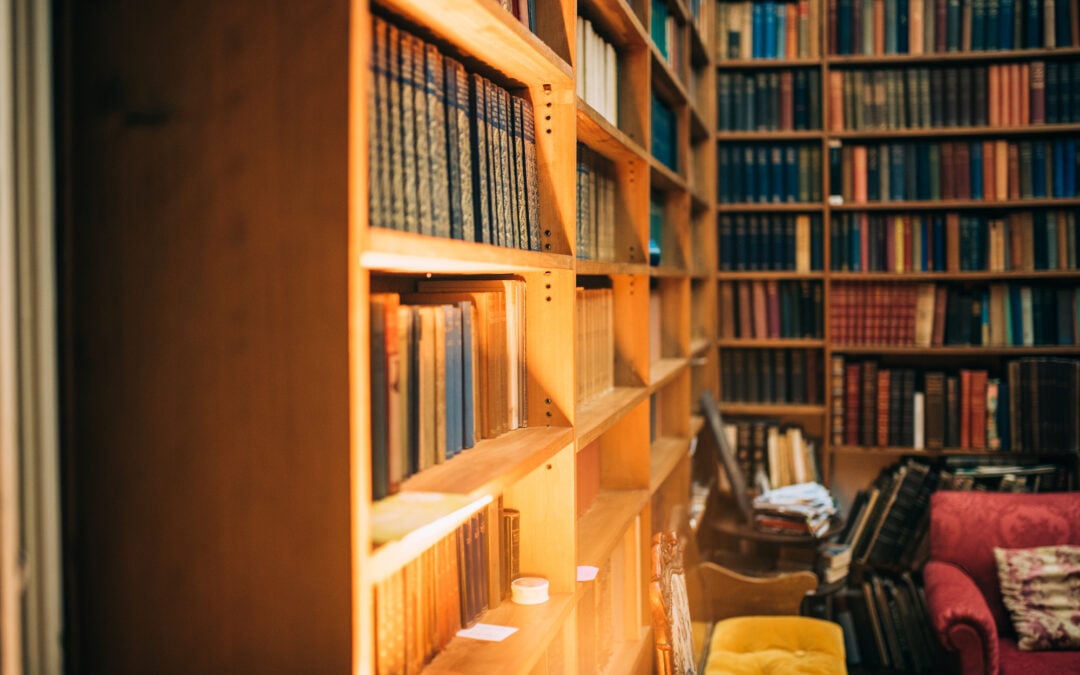 Best Venues for Hosting a Large-Group Murder Mystery
